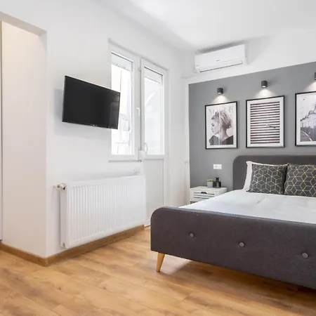 Apartamento Cityscape 4bdr In Piata Universitatii