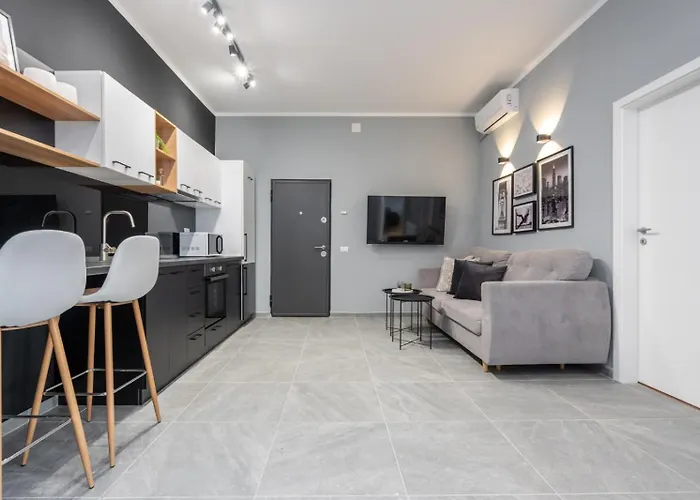 Cityscape 4bdr In Piata Universitatii