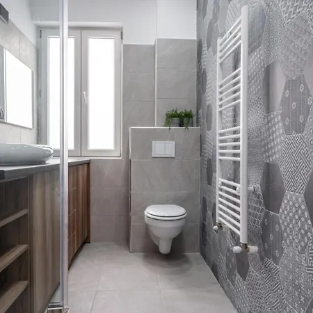 Cityscape 4bdr In Piață Universității Bucureşti