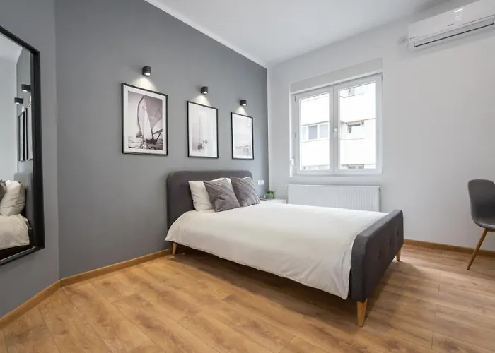 Cityscape 4bdr In Piață Universității Apartament *