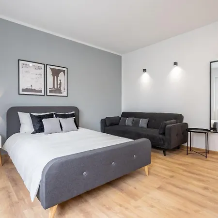 Cityscape 4bdr In Piata Universitatii