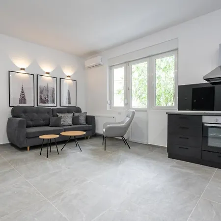 Apartmán Cityscape 4bdr In Piata Universitatii